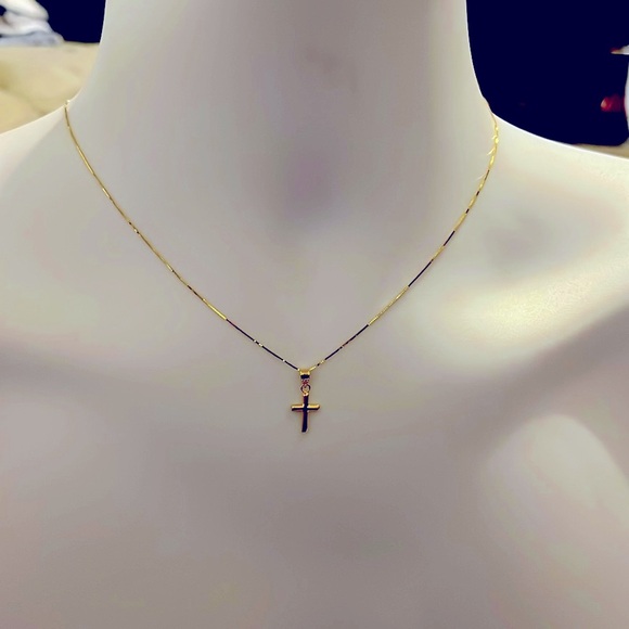 14K 18 in. Necklace and 14K Crucifix Pendant - Picture 2 of 4